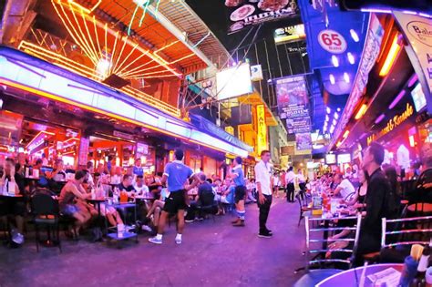 Don't be shy, it's pretty easygoing. . Soi cowboy best bars